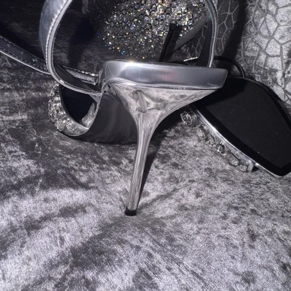 Steve Madden Silver Crystal Heels - Picture 4 of 4